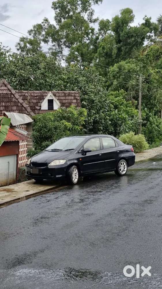 Honda City Zx Petrol 2004