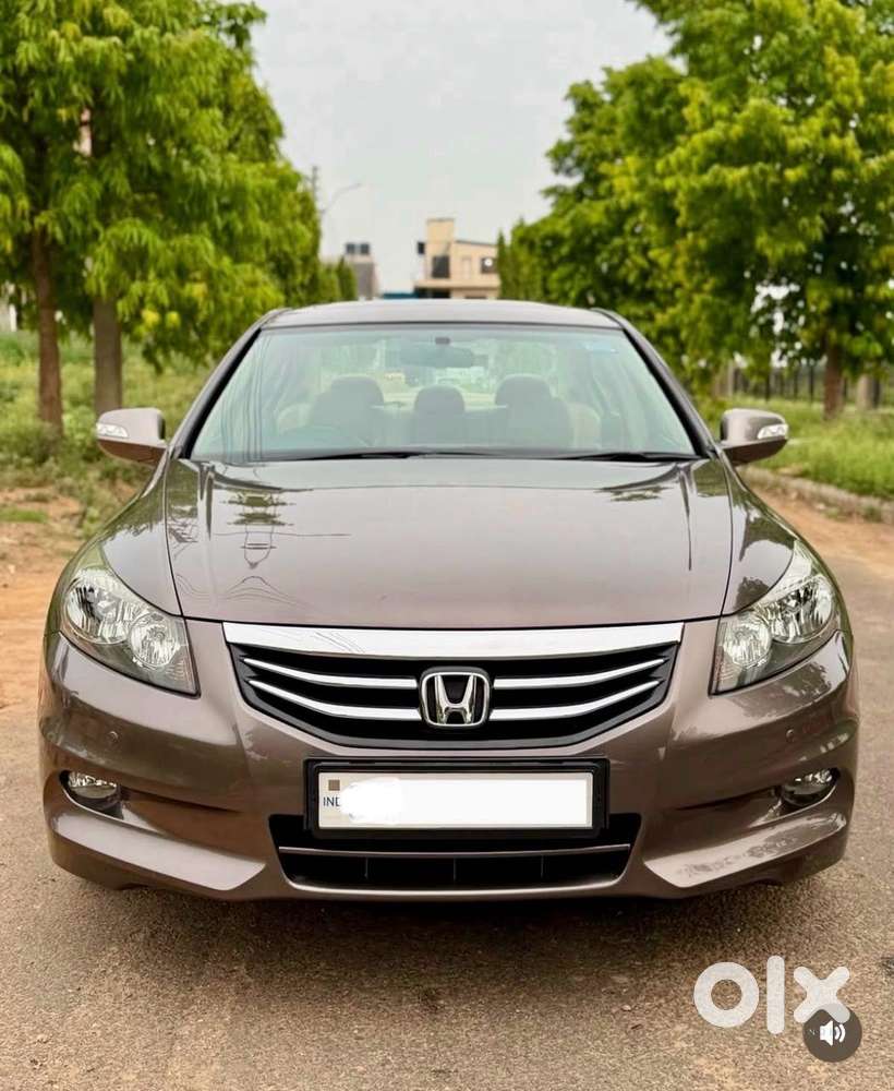 Honda Accord 2.4 Elegance Automatic, 2012, Cng & Hybrids