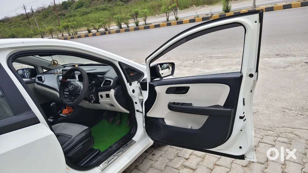 Tata Altroz Xm Plus S New Condition