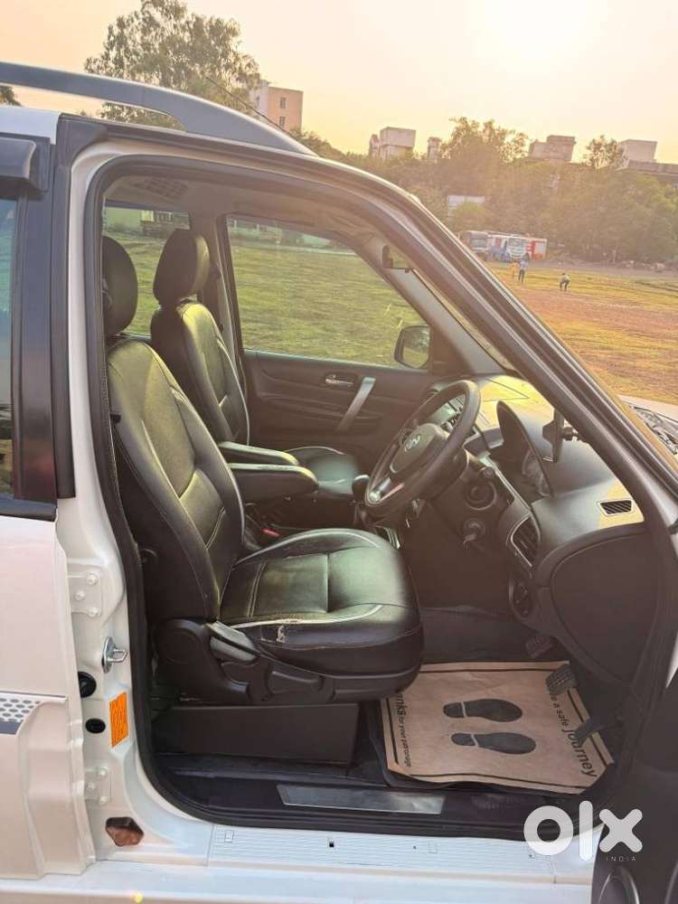 Tata Safari Storme Vx, 2017, Diesel