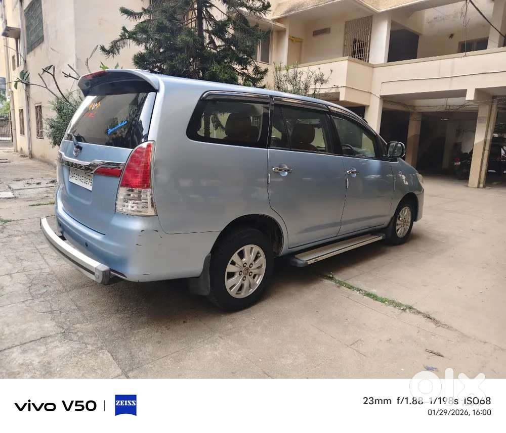 Toyota Innova 2011 Diesel Well Maintained
