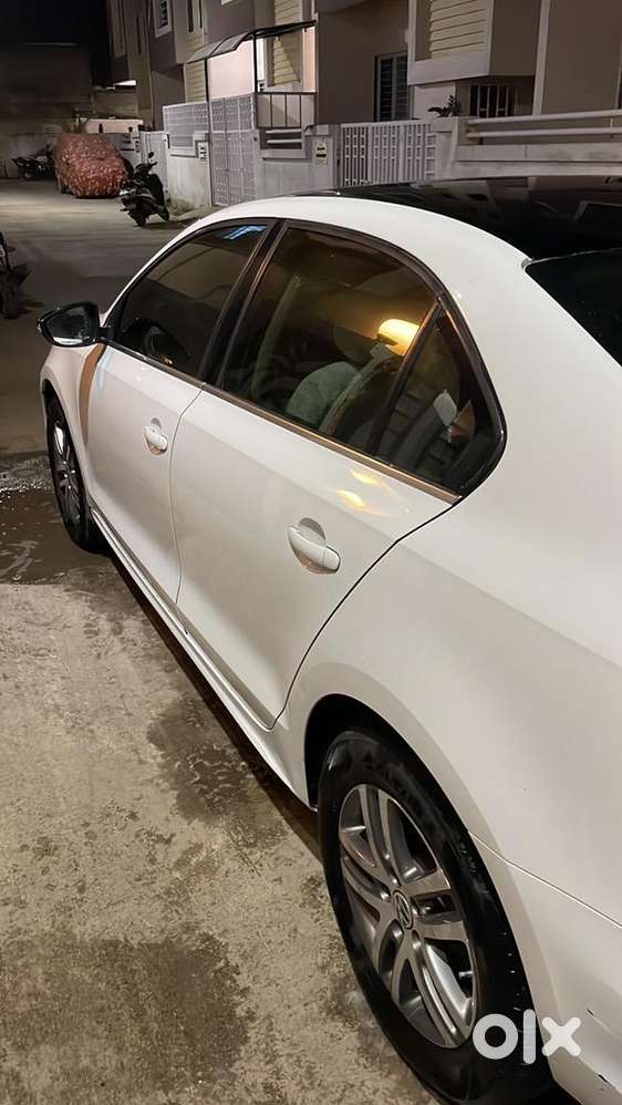 Volkswagen Jetta 2015 Diesel 100000 Km Driven