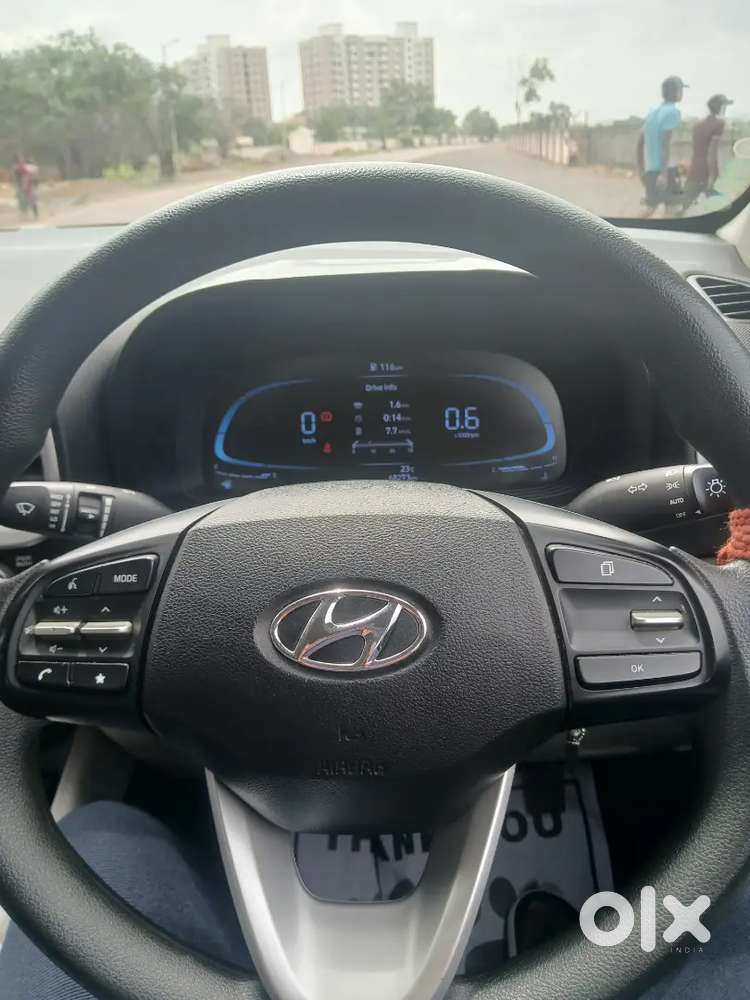 Hyundai Venue S Petrol 2023