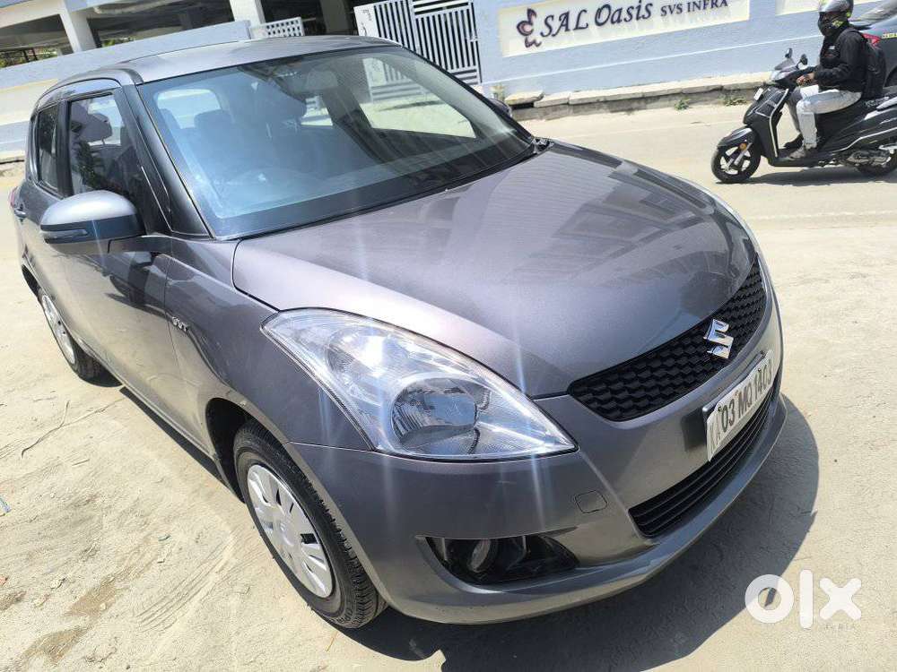 Maruti Suzuki Swift Vxi 1.2 Abs Bs-iv, 2012, Petrol