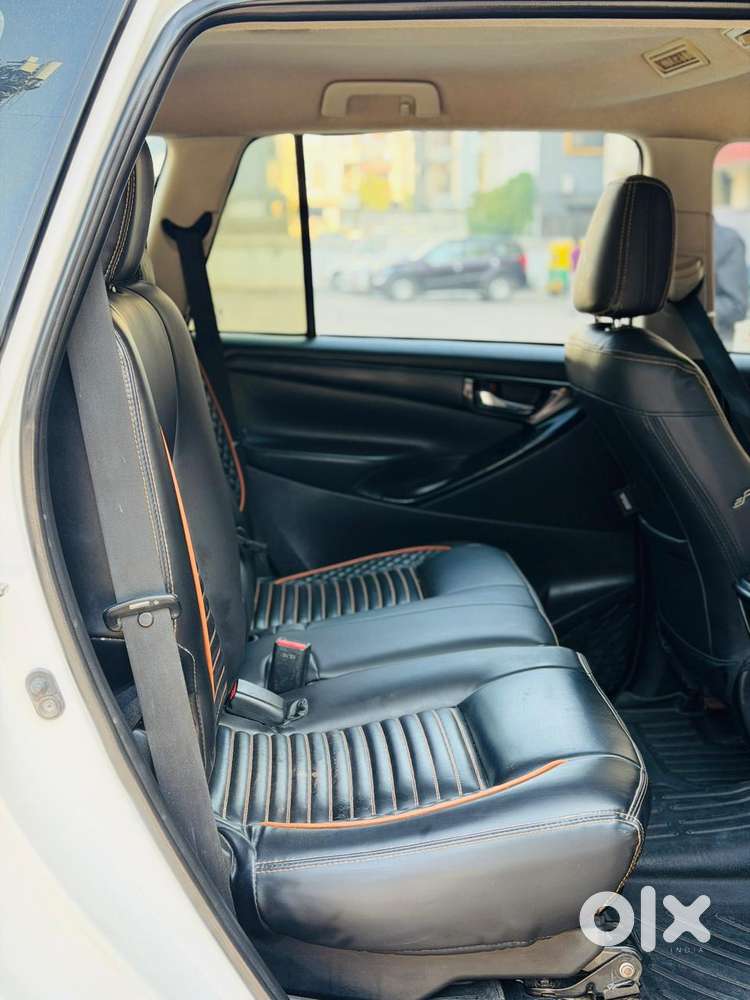 Toyota Innova Crysta 2.4 G Mt, 2019, Diesel