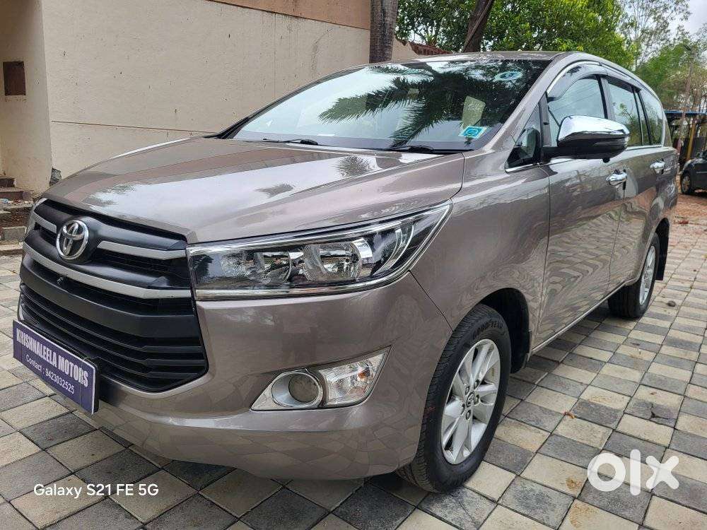 Toyota Innova Crysta 2.4 G Mt 8s, 2019, Diesel