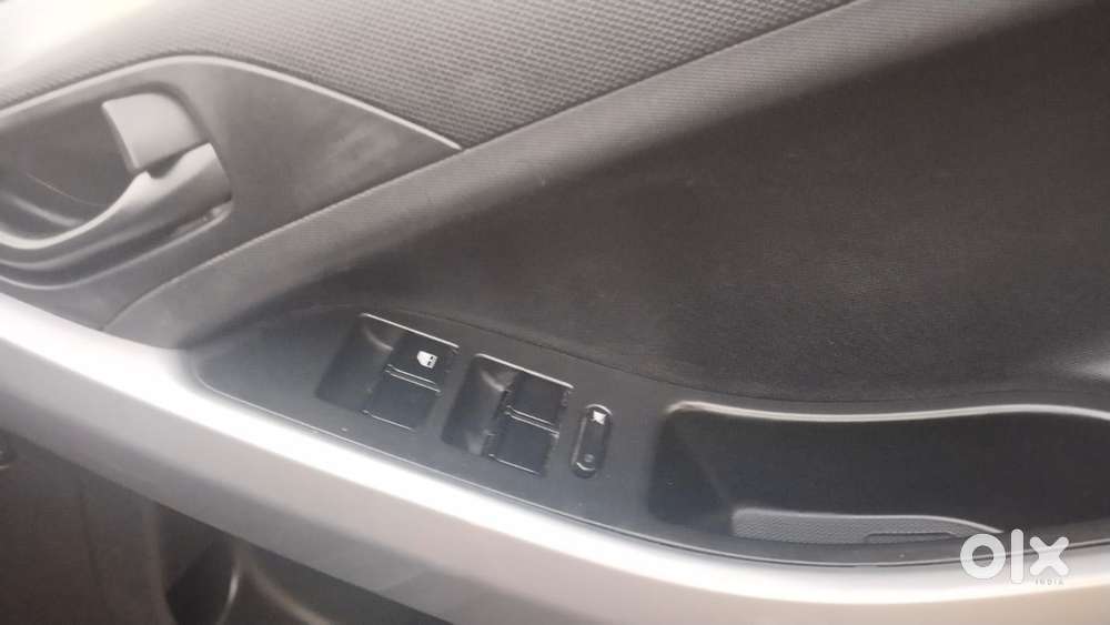 Tata Nexon 1.5 Revotorq Xm (s), 2021, Diesel