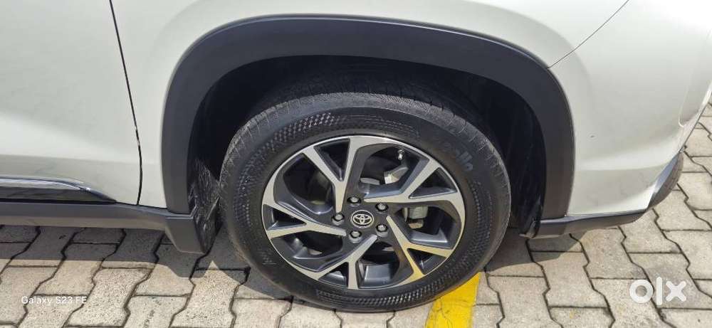 Toyota Urban Cruiser Hyryder 1.5 V Hybrid, 2024, Petrol