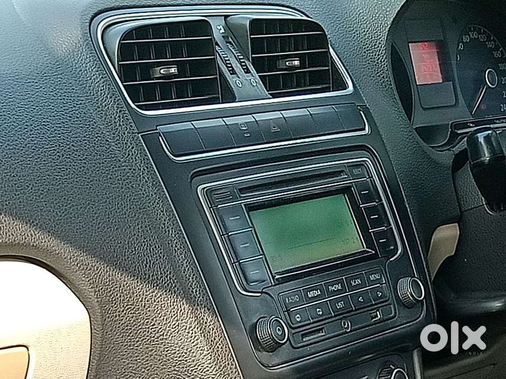 Volkswagen Polo Petrol Highline 1.2l, 2014, Petrol
