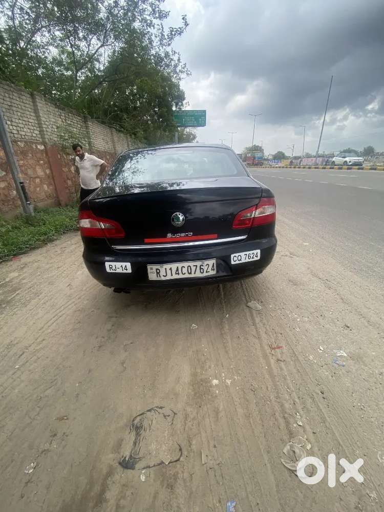 Skoda Superb 2.5 Elegance 2012