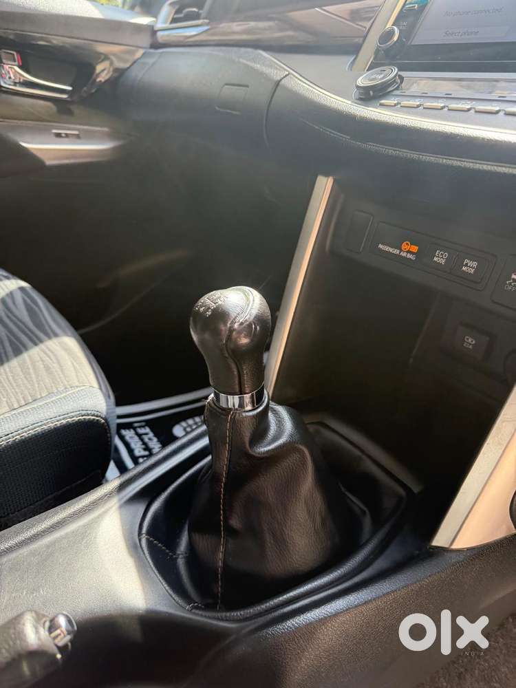 Toyota Innova Crysta [2020-ongoing] 2.4 Vx 8 Str, 2021, Diesel