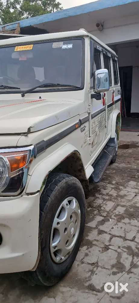 Badhiya Gadi Mahindra Bolero
