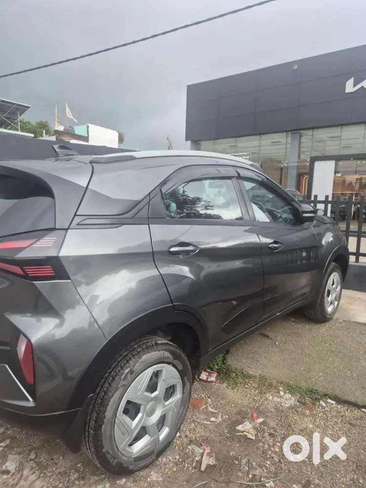 Tata Nexon Pure Pluspetrol Car 2025