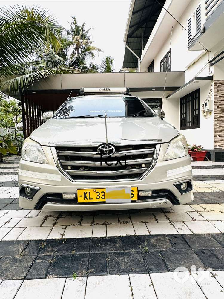 Toyota Innova 2.5 G (diesel) 8 Seater, 2016, Diesel