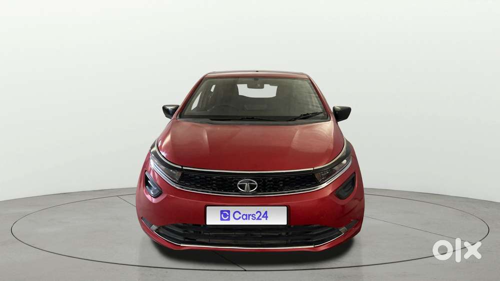 Tata Altroz 1.2 Xe, 2021, Petrol