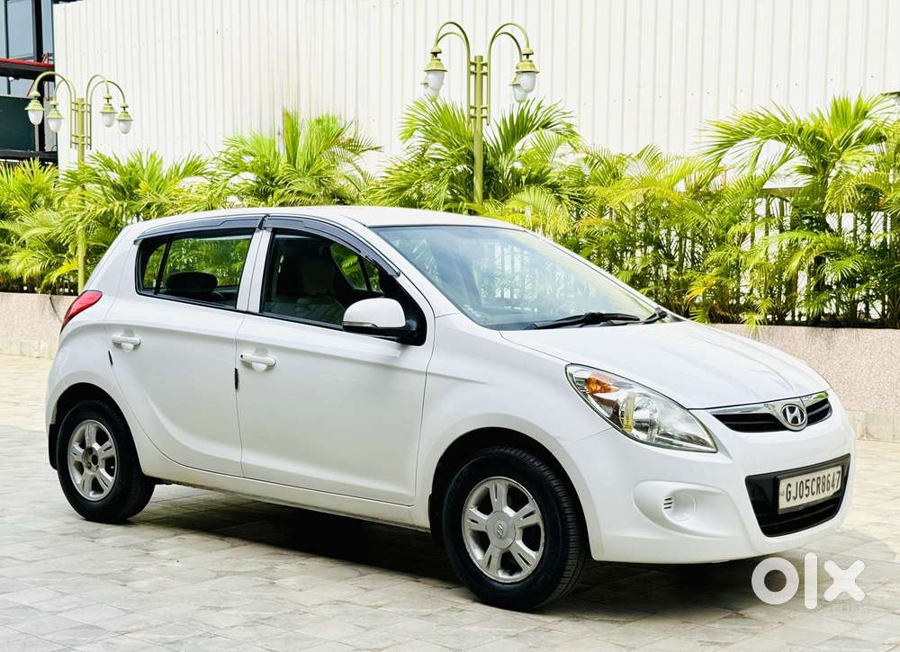 Hyundai I20 Sportz 1.2 Bs-iv, 2011, Petrol