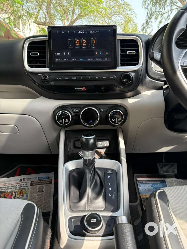 Hyundai Venue 1.0 Sx (o) Turbo Dct, 2023, Petrol