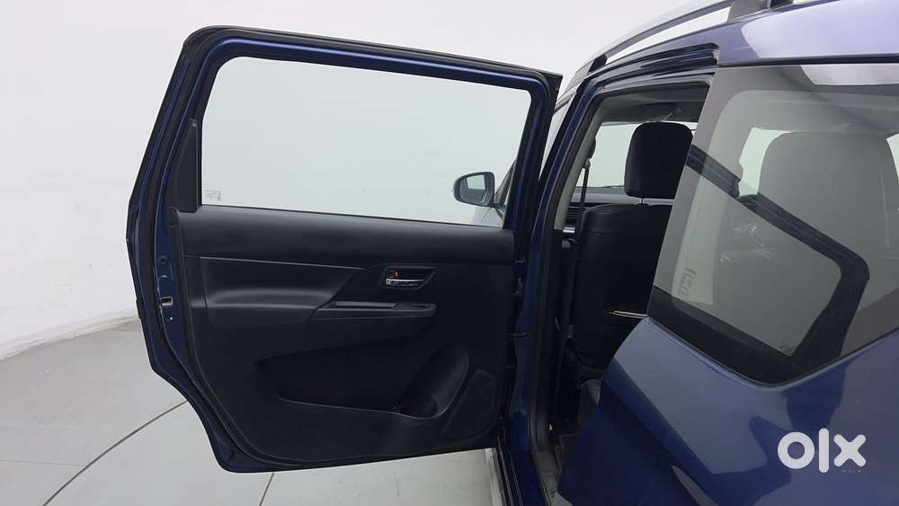 Maruti Suzuki Xl6 1.5 Zeta Mt, 2021, Petrol