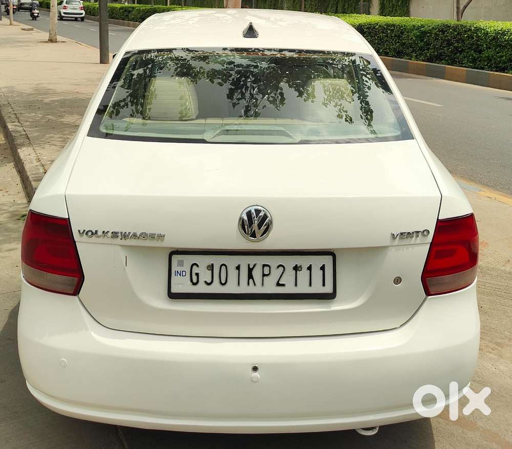 Volkswagen Vento 1.2 Highline Plus At 16 Alloy, 2011, Cng & Hybrids