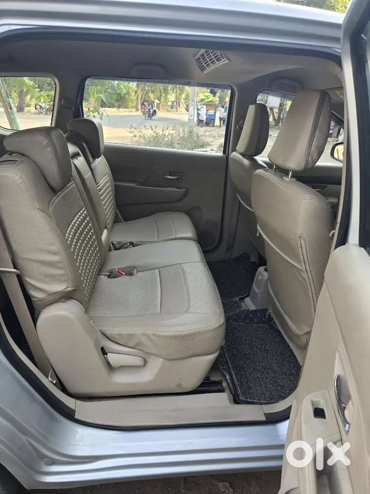 I Want To Sell My Car Ertiga. Time Pas Wale Door Rhe