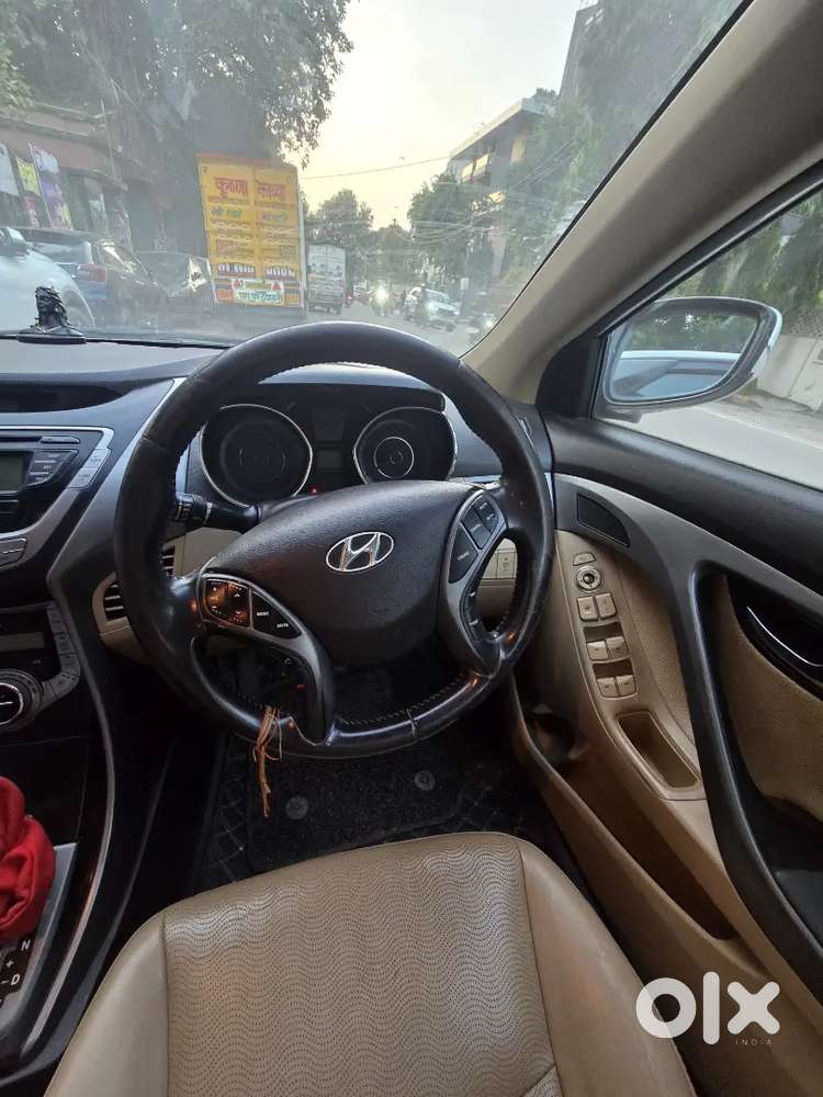 2015 Hyundai Elantra At