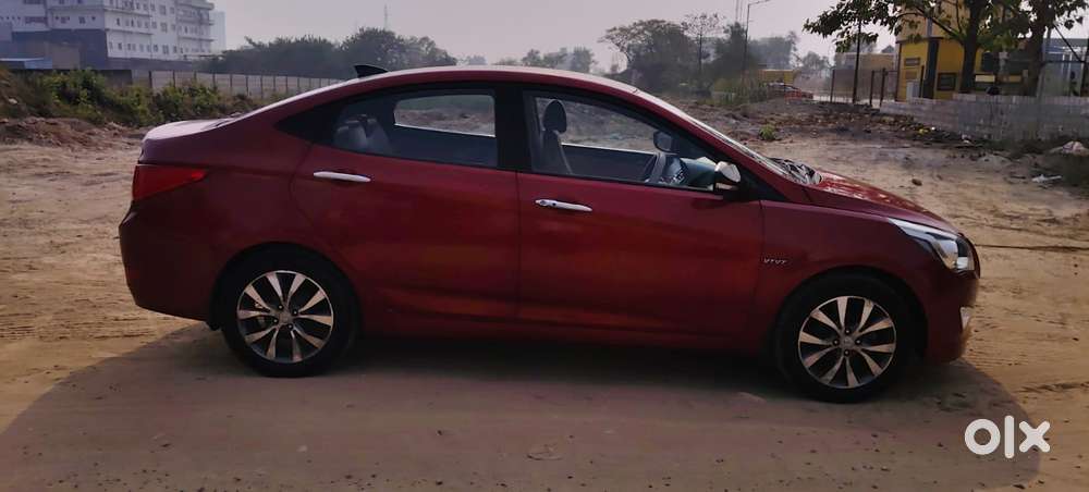 Hyundai Verna Fluidic 1.6 Vtvt Sx Opt, 2017, Petrol