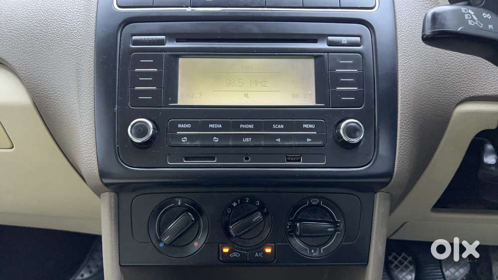 Skoda Rapid 1.6 Ambition Plus Mpi, 2014, Petrol