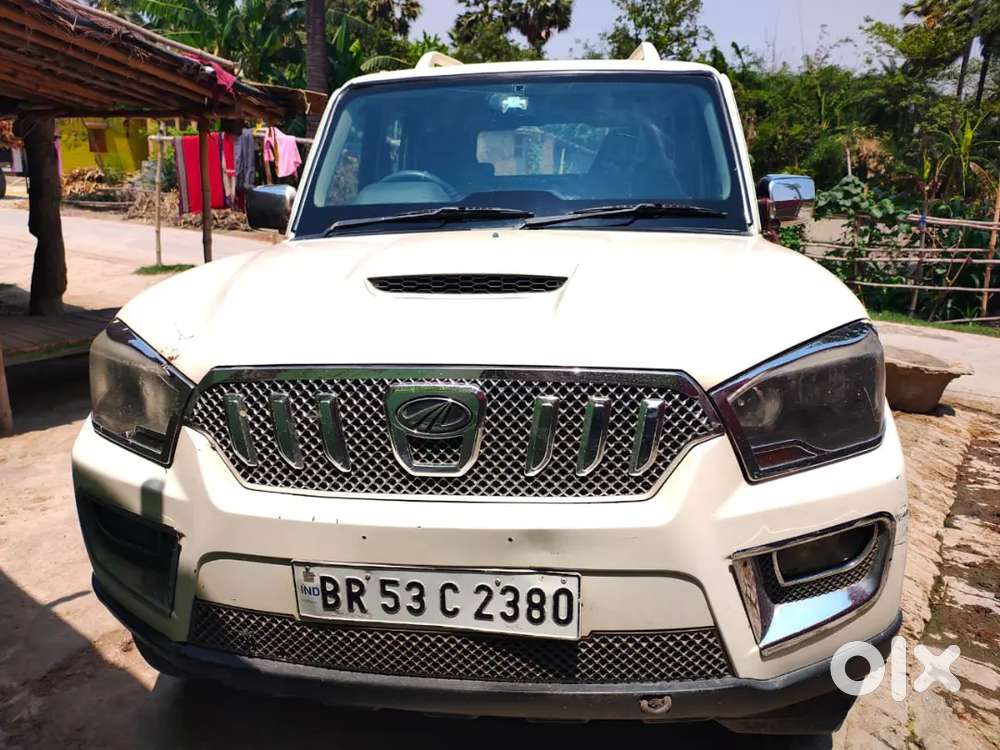 Mahindra Scorpio S4