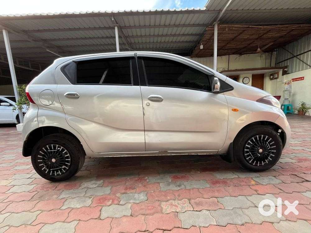 Datsun Redigo T Option, 2017, Petrol