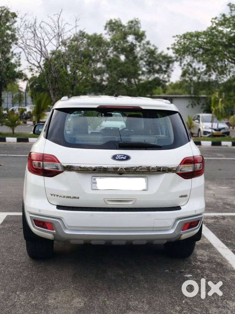 Ford Endeavour, 2016, Petrol