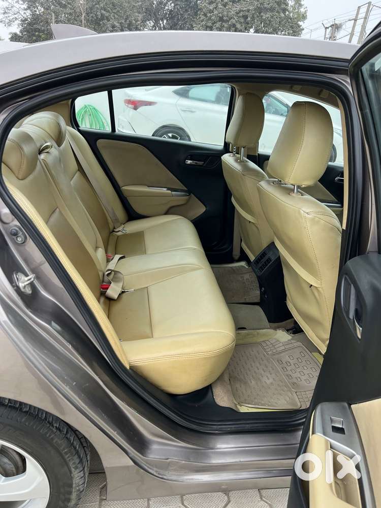 Honda City 1.5 V 5th Gen I-vtec Mt, 2015, Petrol