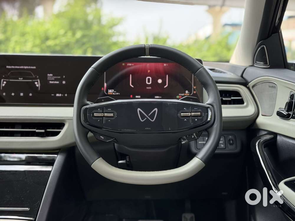 Mahindra Xev 9e Pack Three (top Model), 2026, Electric