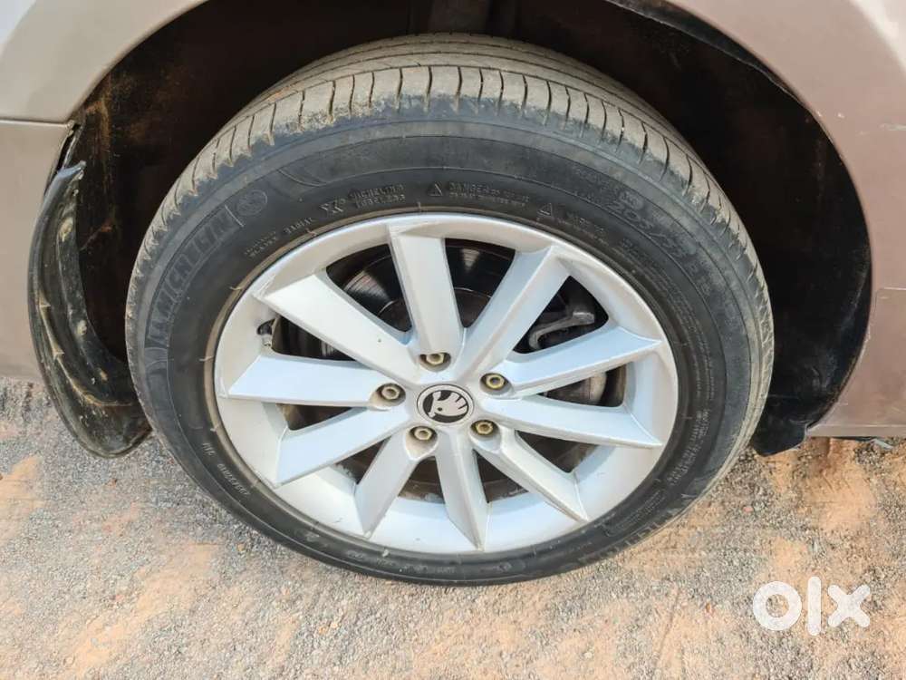 Skoda Superb 2014 Diesel Well Maintained