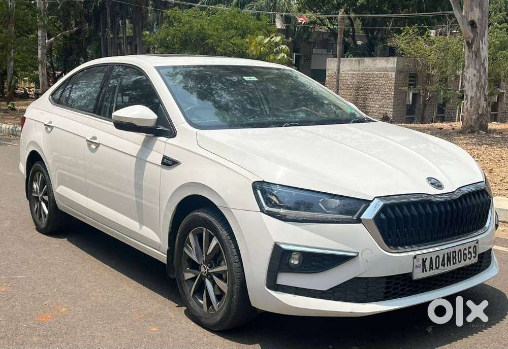Skoda Slavia 1.0 Tsi Style, 2022, Petrol