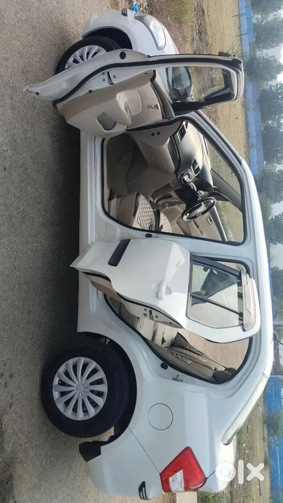 Maruti Suzuki Dzire 2017 Diesel 135879 Km Driven