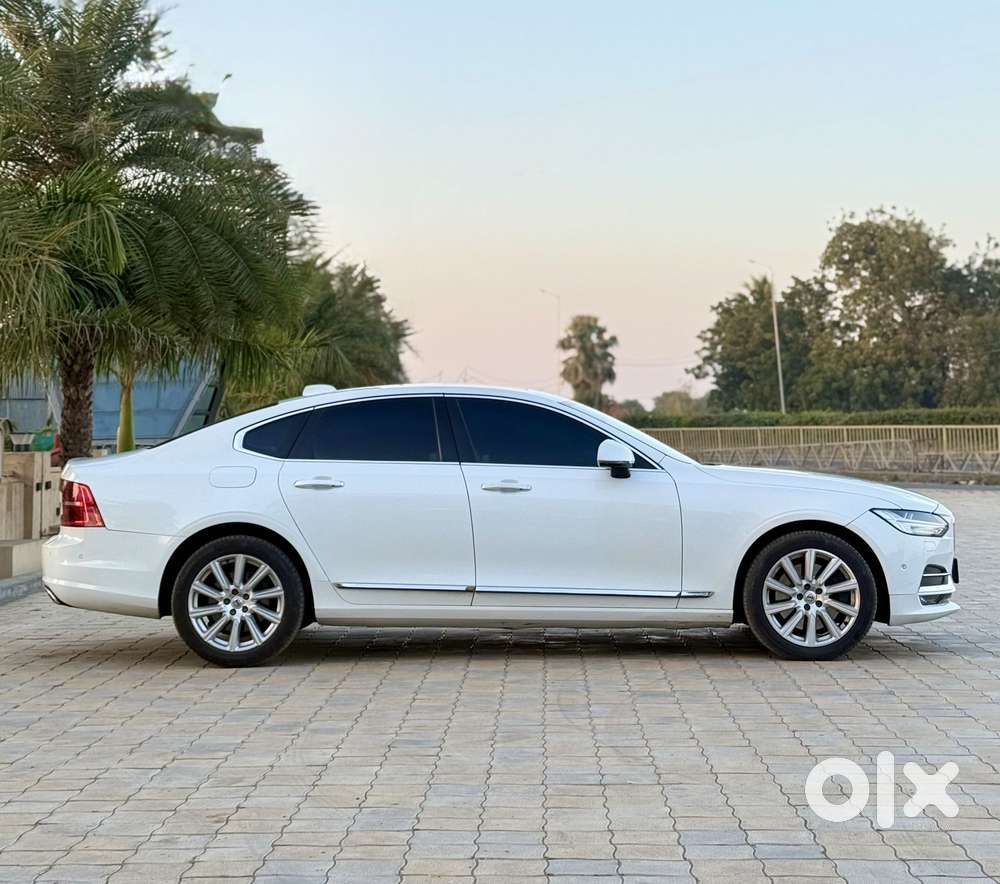 Volvo S90 D4 Momentum, 2017, Diesel