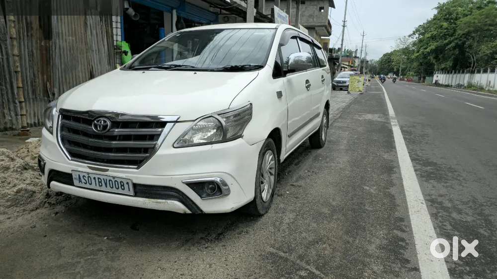 Personal Used Innova, Low Maintenance Car.. Existent Condition,