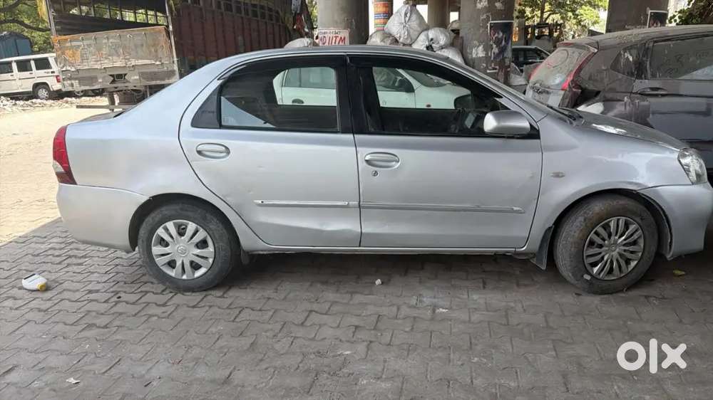 Toyota Etios 1.5 G 2011