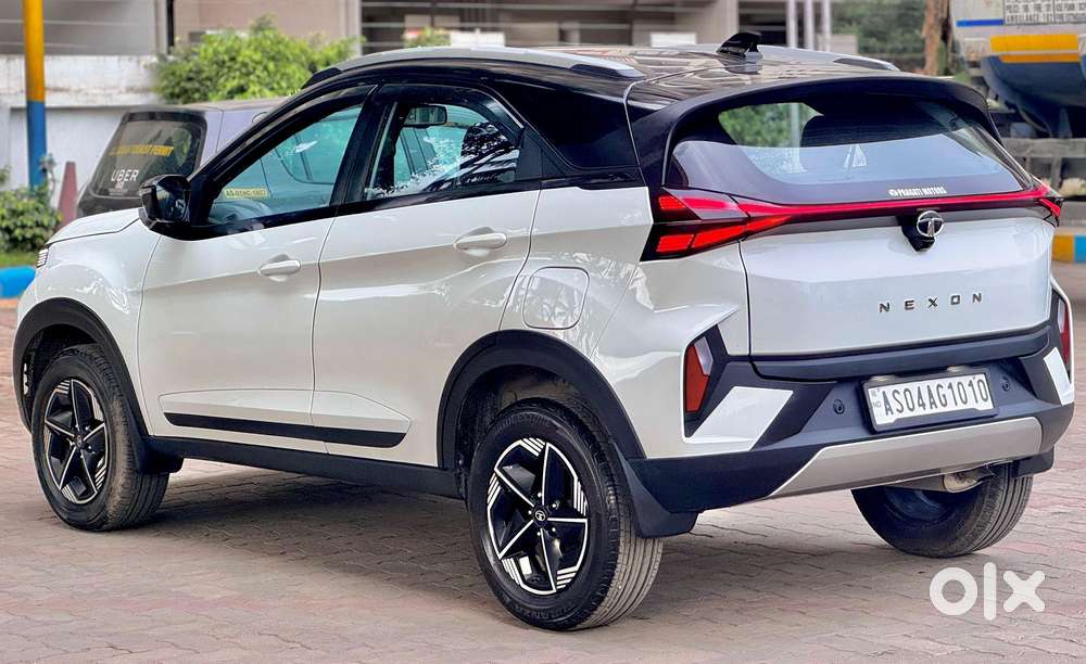 Tata Nexon Fearless Plus S 1.2 Revotron Petrol 6mt Dt, 2024, Petrol