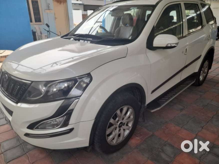 Mahindra Xuv500 W10 At, 2016, Petrol