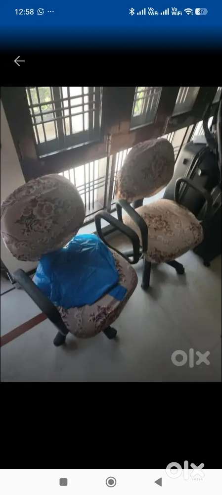 2 chairs for sale study table