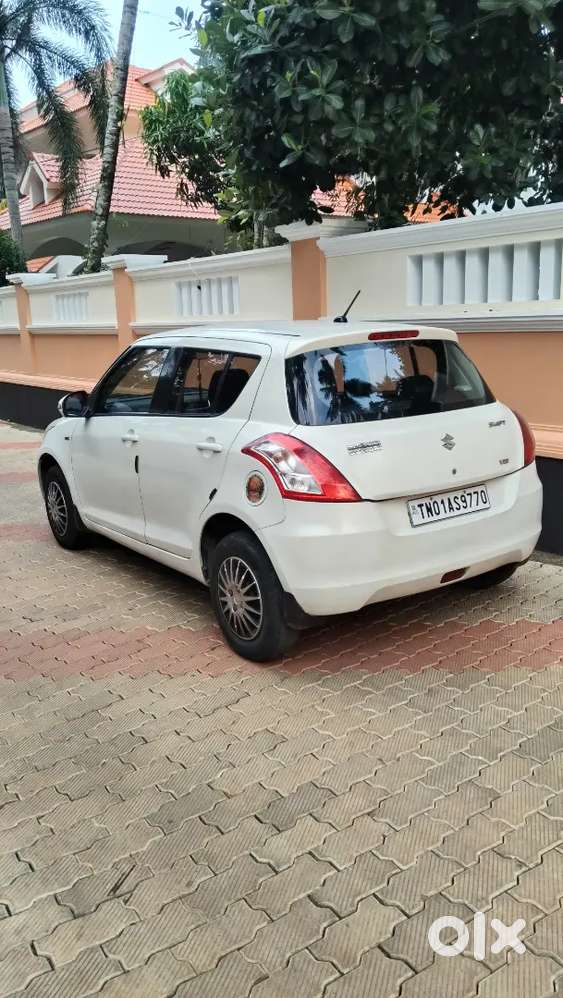 Maruti Suzuki Swift 2012