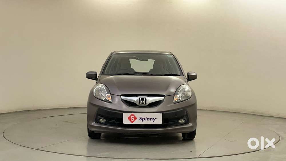 Honda Brio V Mt, 2013, Petrol