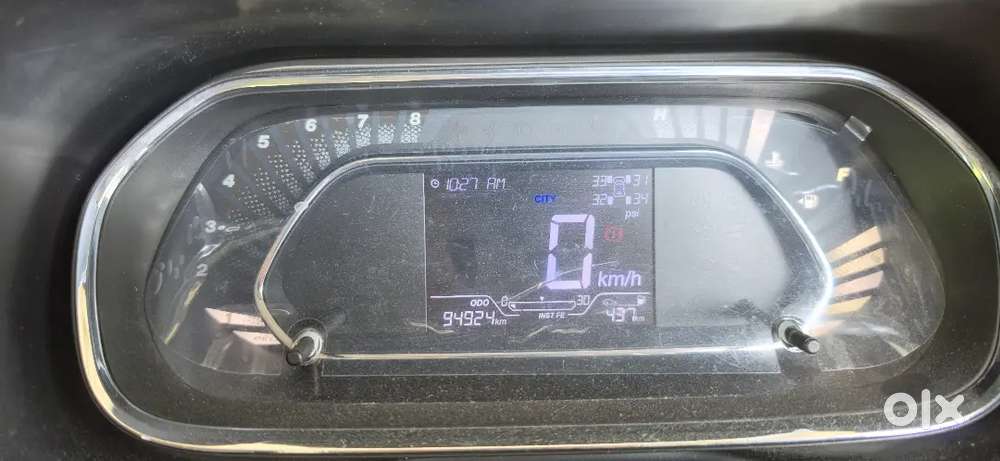 Tata Nexon Diesel 2021 - Top End - Excellent Condition