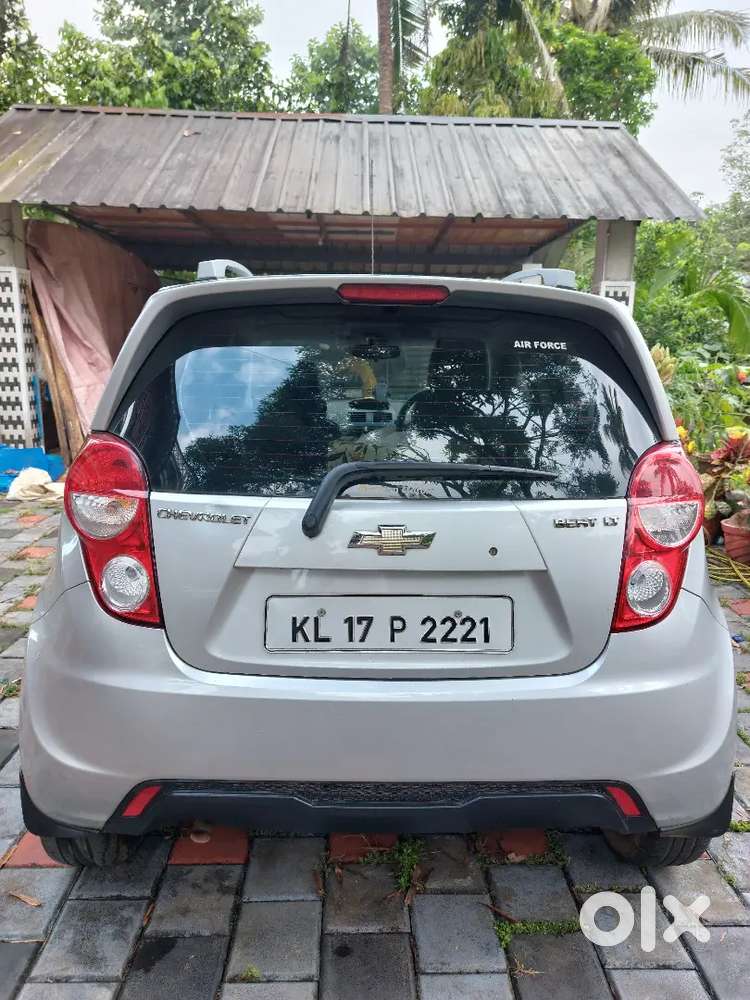 Chevrolet Beat Petrol 2015