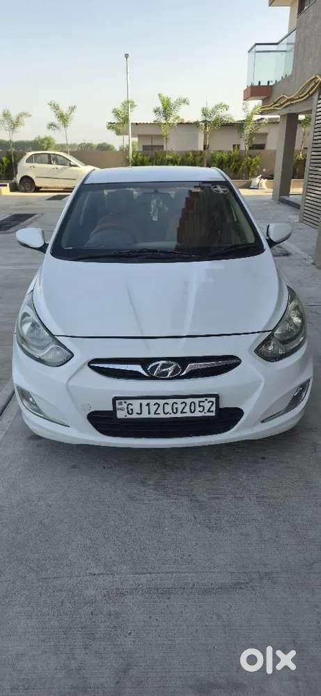 Hyundai Verna Diesel Manual 2011 Variant