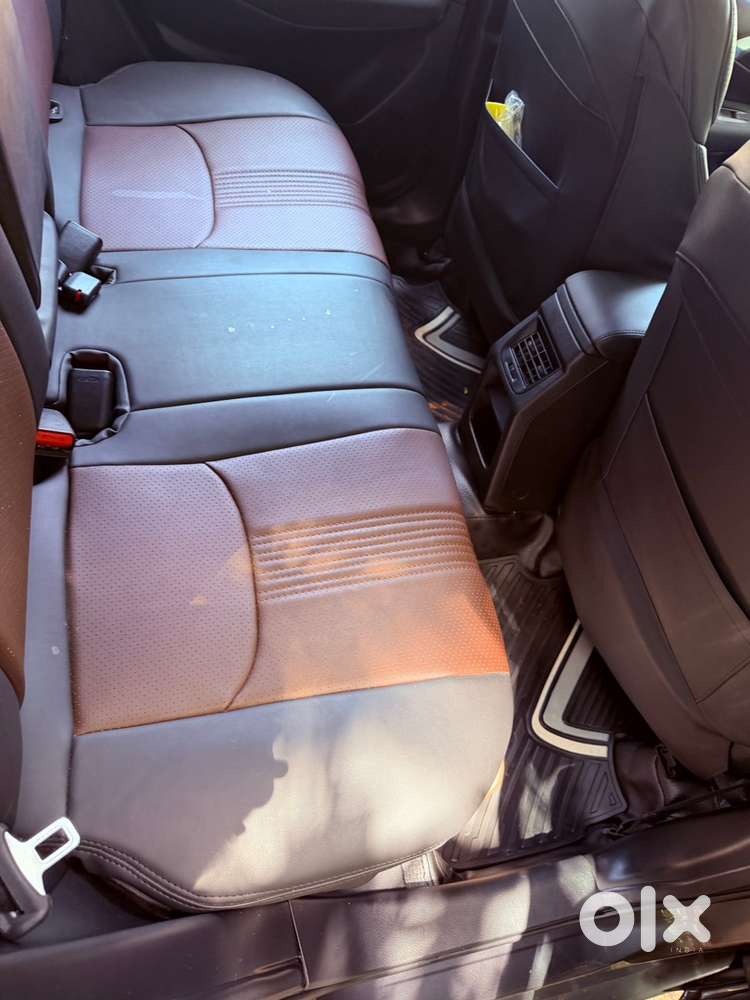 Toyota Urban Cruiser Hyryder Petrol Manual 2024