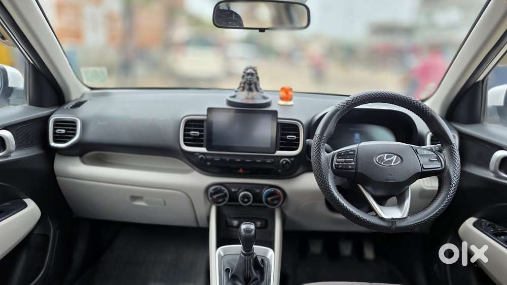 Hyundai Venue, 2022, Petrol