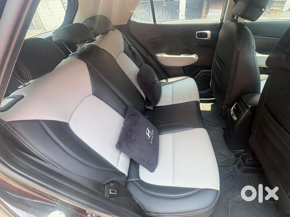 Hyundai Venue 2024 Petrol Good Condition