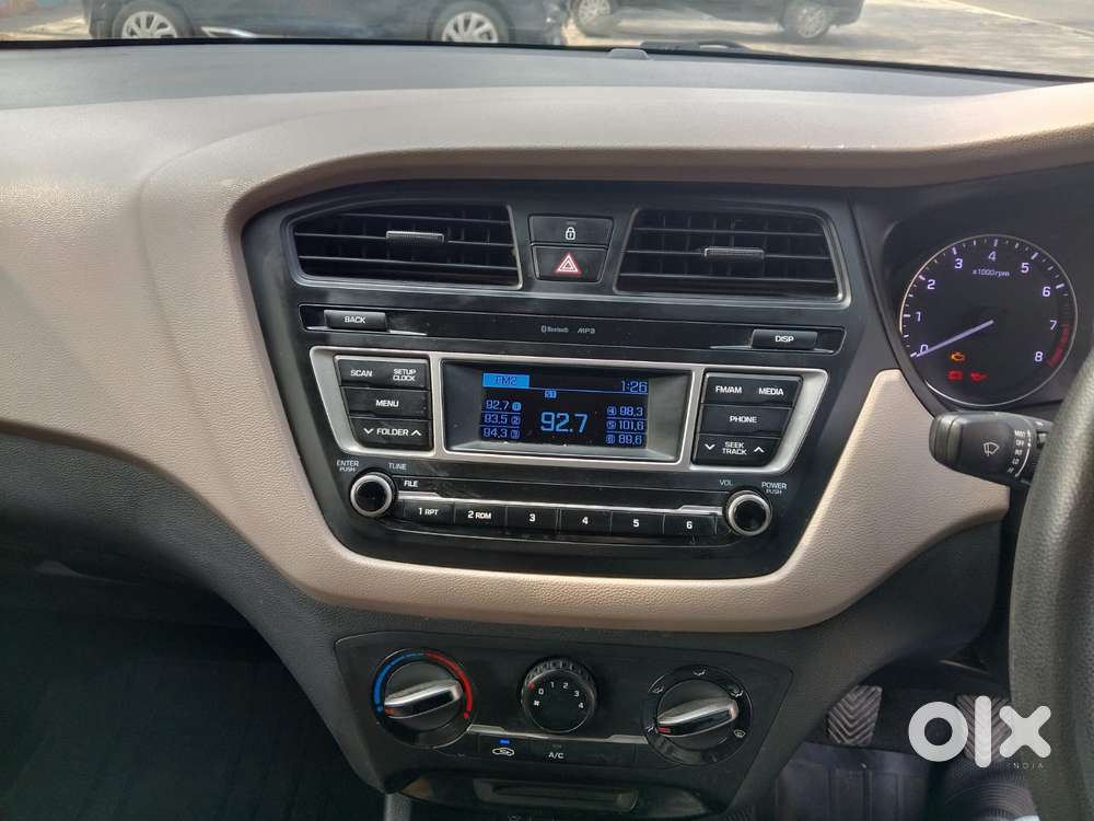 Hyundai I20 Petrol Cvt Magna Executive, 2015, Petrol